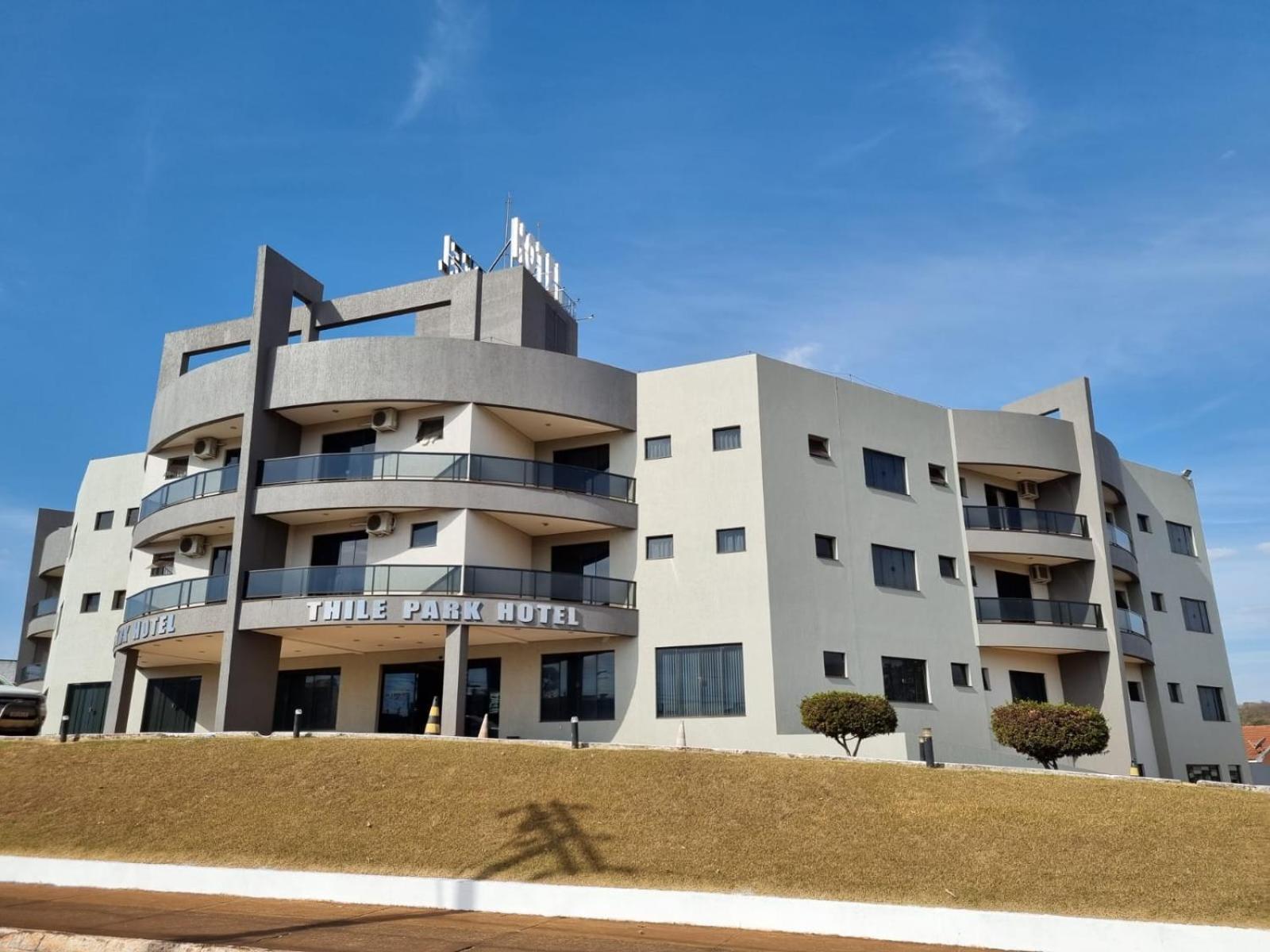 Thile Park Hotel Жатаі Екстер'єр фото